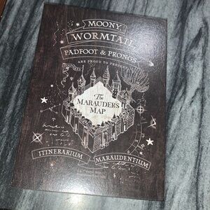NWT Marauders map plaque
